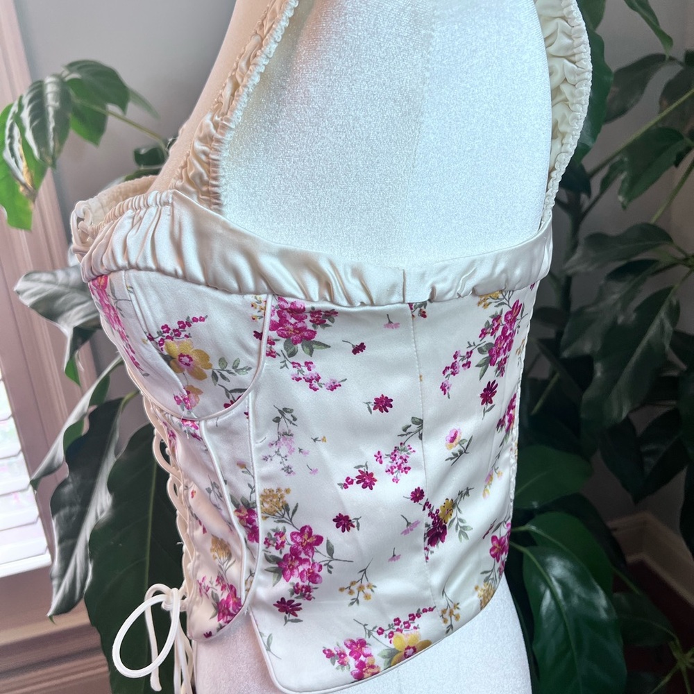 Forever 21 Floral Lace-Up Corset  M Cream and Pink Y2K Coquette Fairygoth Satin - Picture 3 of 9